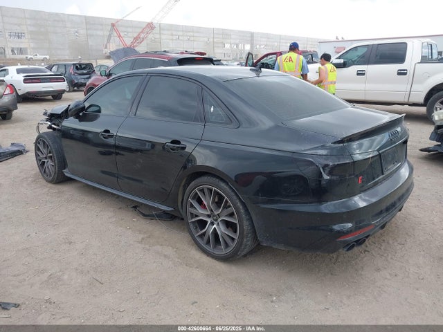 2023 AUDI S4 WAUB4AF4XPA084861 Photo 2
