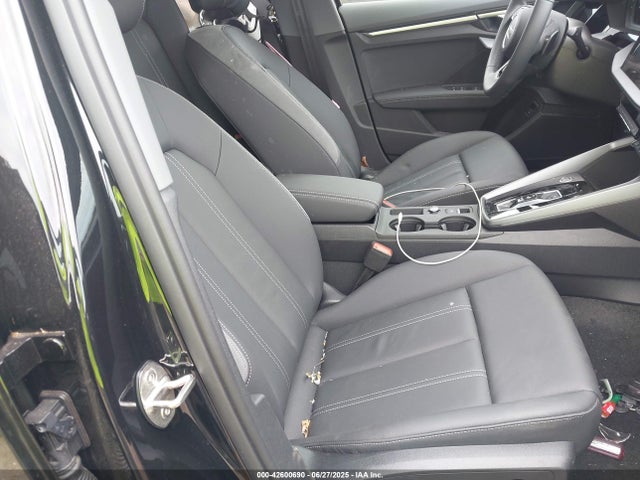 2025 AUDI A3 WAUGUDGY8SA051391 Photo 4