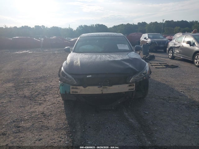 Nissan 2021 2021 1N4BL4EVXMN377848 Image 13