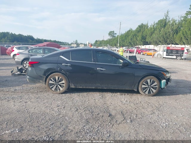Nissan 2021 2021 1N4BL4EVXMN377848 Image 14