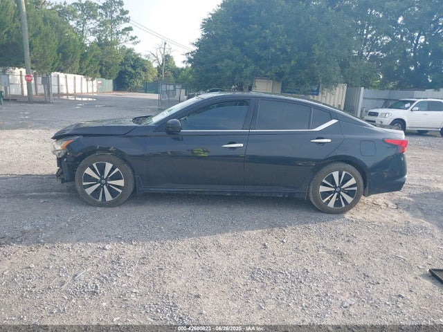 Nissan 2021 2021 1N4BL4EVXMN377848 Image 15