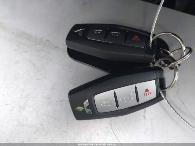 2022 MITSUBISHI OUTLANDER JA4J4TA88NZ045277 Photo 10