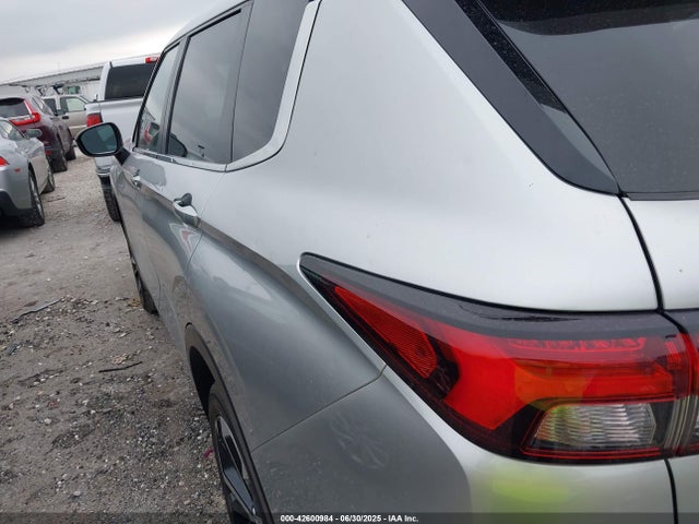 JA4J4TA88NZ045277 Mitsubishi Outlander