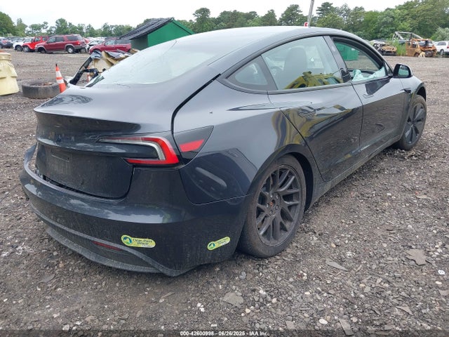 2024 TESLA MODEL 3 5YJ3E1EAXRF748534 Photo 3