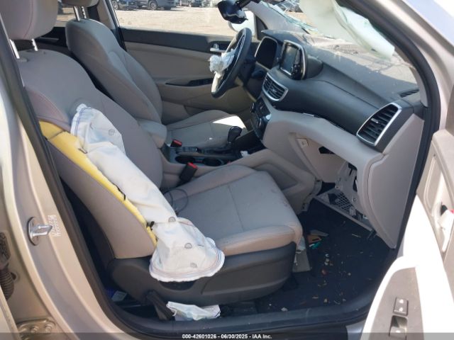 2019 HYUNDAI TUCSON KM8J3CA42KU938555 Photo 4
