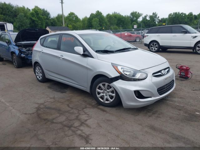 2013 HYUNDAI ACCENT KMHCT5AE3DU083882