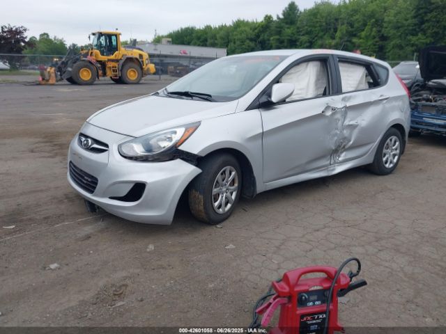 2013 HYUNDAI ACCENT KMHCT5AE3DU083882 Photo 1