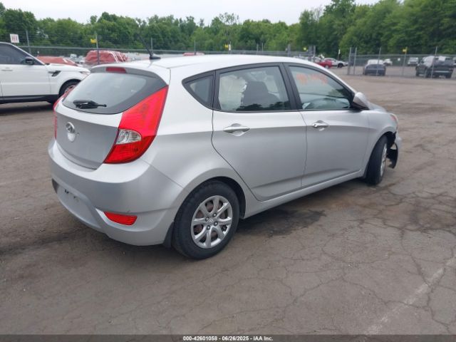 2013 HYUNDAI ACCENT KMHCT5AE3DU083882 Photo 3