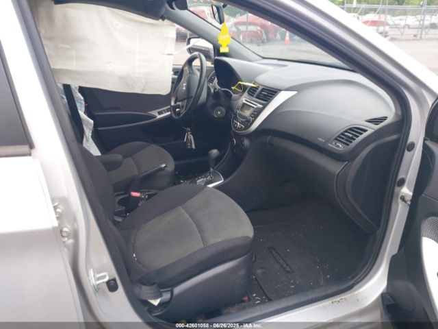 2013 HYUNDAI ACCENT KMHCT5AE3DU083882 Photo 4