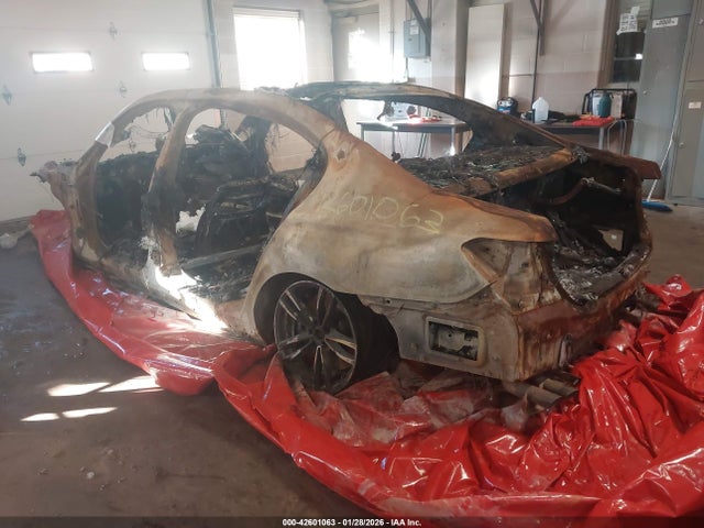 2021 BMW 750I WBA7U2C03MCF59301 Photo 2