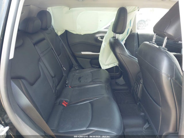 3C4NJDCB3JT153578 Jeep 2018