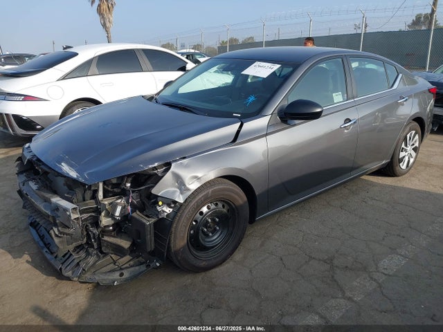 Nissan 2025 2025 1N4BL4BVXSN322768 Image 2