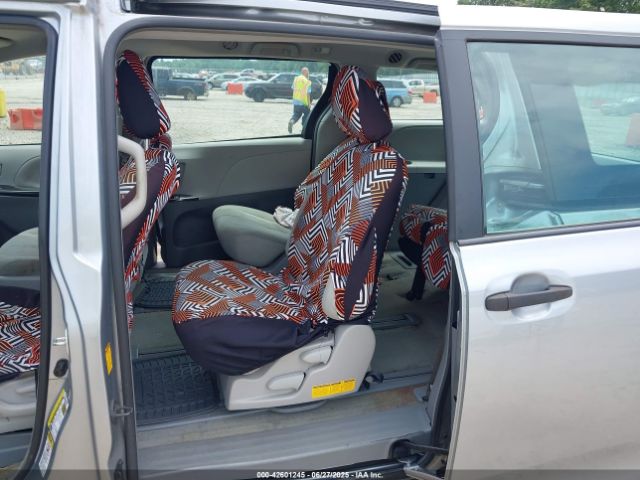 2014 TOYOTA SIENNA 5TDZK3DC5ES524062 Photo 7