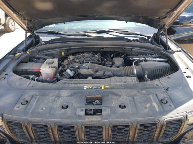 1C4RJJAG2N8589504 Jeep GRAND CHEROKEE L