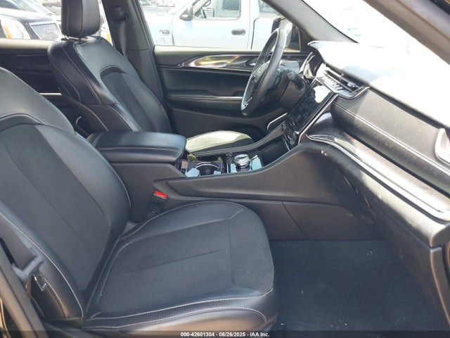 1C4RJJAG2N8589504 Jeep GRAND CHEROKEE L