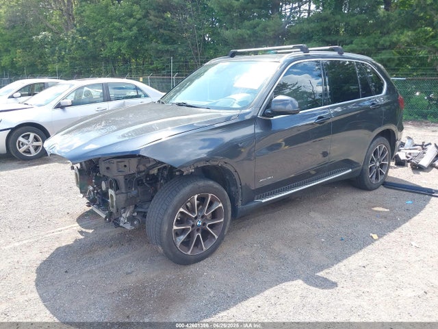 2018 BMW X5 5UXKR0C55J0X95732 Photo 1