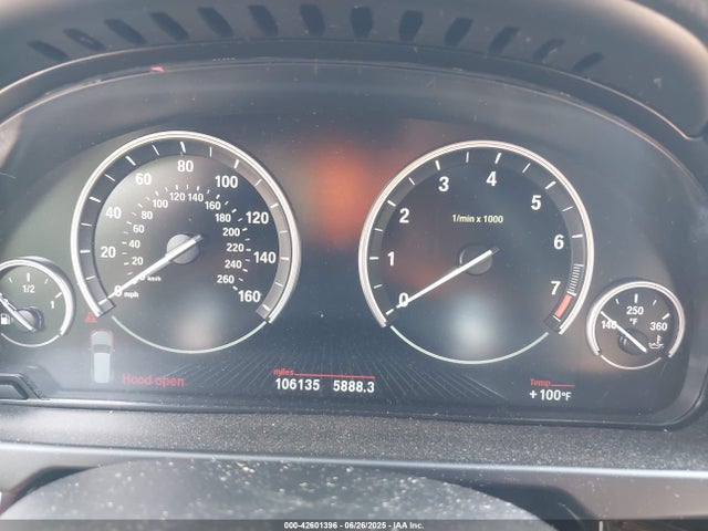 2018 BMW X5 5UXKR0C55J0X95732 Photo 6