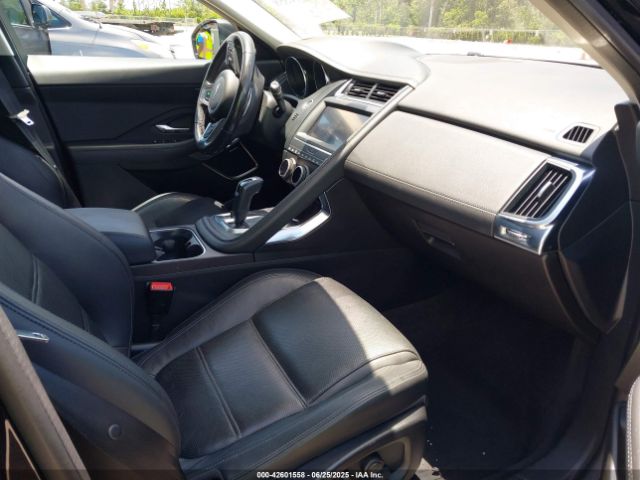 2020 JAGUAR E-PACE SADFP2FXXL1000970 Photo 4