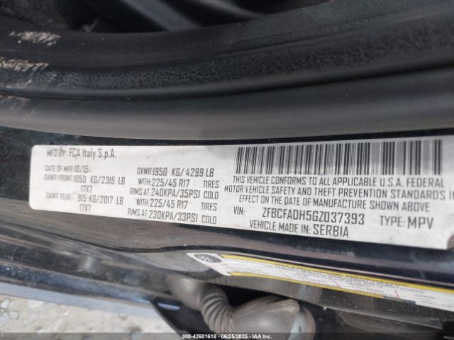 ZFBCFADH5GZ037393 Fiat 500L