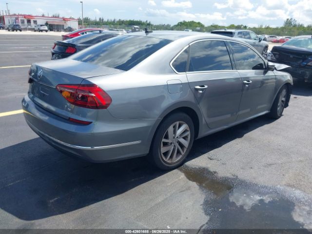 2018 VOLKSWAGEN PASSAT 1VWBA7A38JC020260 Photo 3
