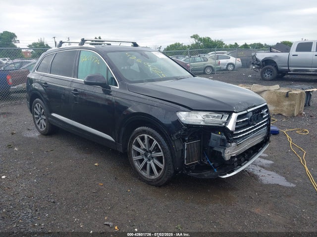 2017 AUDI Q7 WA1LAAF75HD013846 Photo 0