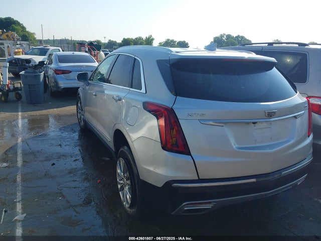 2020 CADILLAC XT5 1GYKNCRS1LZ192216 Photo 2