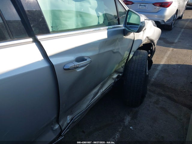 2020 CADILLAC XT5 1GYKNCRS1LZ192216 Photo 5