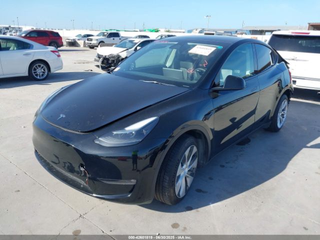 2023 TESLA MODEL Y 7SAYGAEE2PF632408 Photo 1