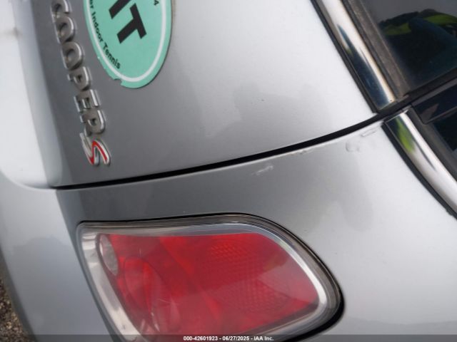 2006 MINI COOPER S WMWRE33556TJ37120 Photo 5