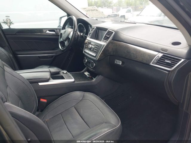 2013 MERCEDES-BENZ GL 550 4JGDF7DE6DA262650 Photo 4