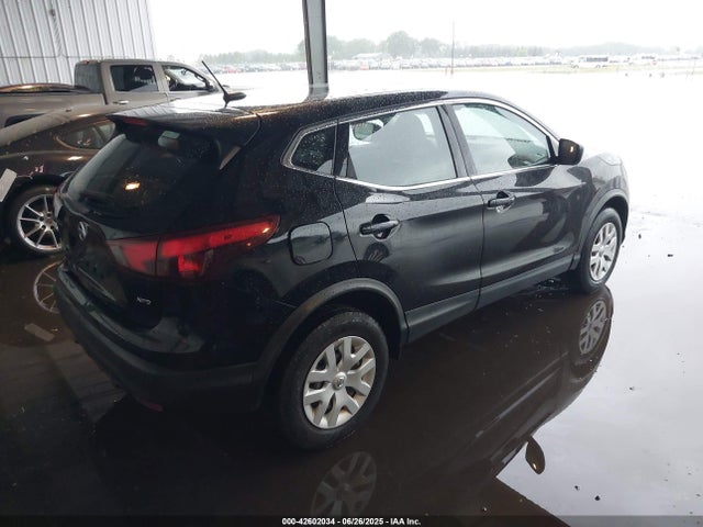 JN1BJ1CRXJW260459 Nissan 2018