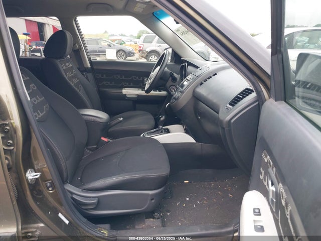 42602054 :رقم المزاد ، KNDJT2A65C7372441 vin ، 2012 Kia Soul + مزاد بيع