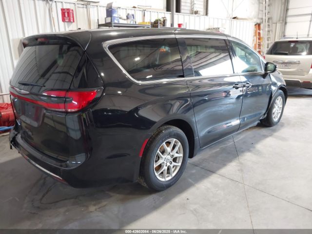 2024 CHRYSLER PACIFICA 2C4RC1BG2RR187100 Photo 3