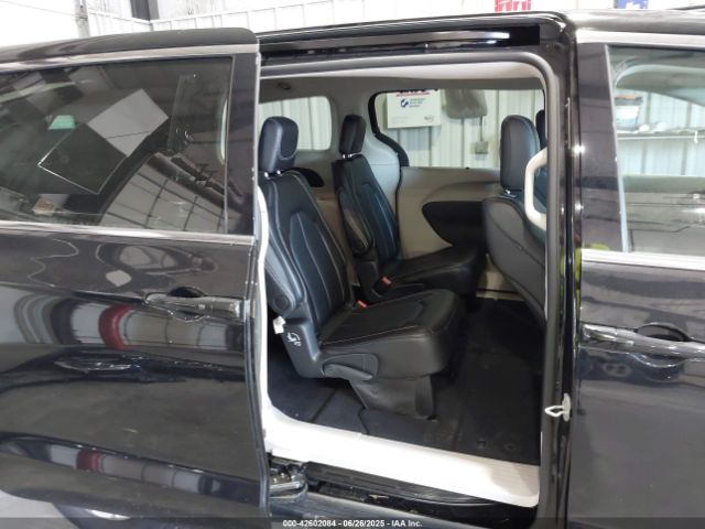 2024 CHRYSLER PACIFICA 2C4RC1BG2RR187100 Photo 7