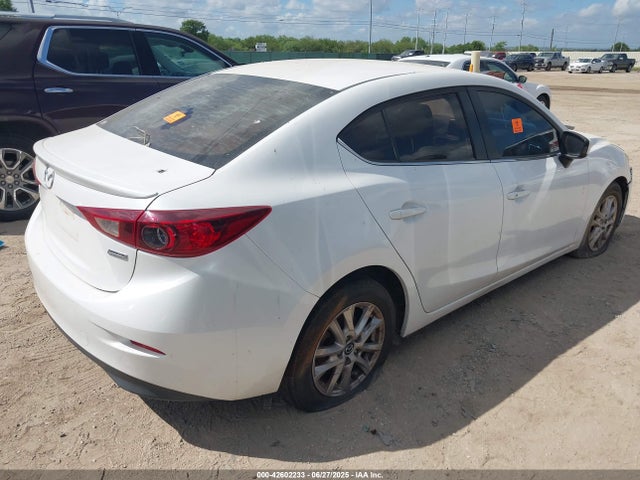3MZBM1V75FM192916 Mazda pe
