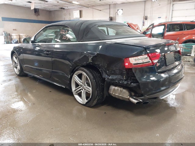 2012 AUDI S5 WAUCGAFH3CN003622 Photo 2