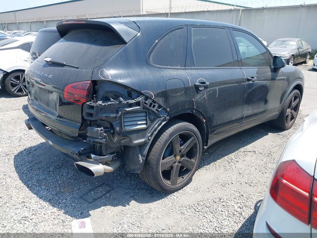 Porsche 2016 2016 WP1AA2A24GKA14137 Image 4