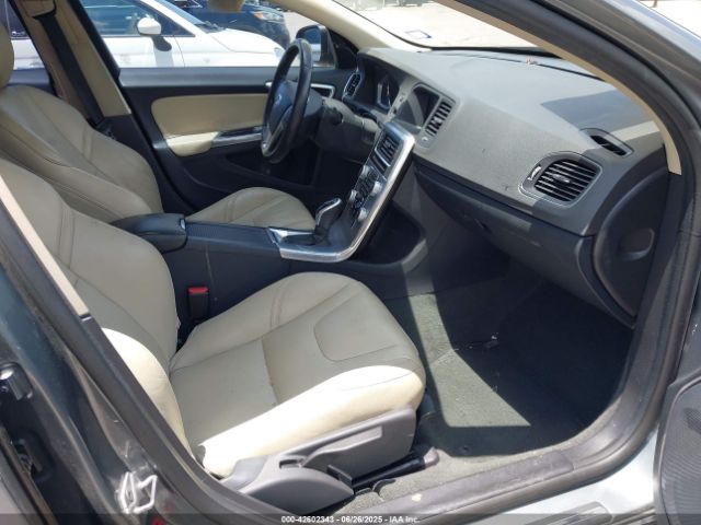 2017 VOLVO S60 YV126MFL1H2436740 Photo 4