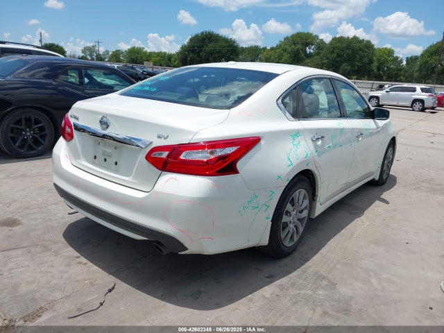 1N4AL3AP8HC214923 Nissan Altima