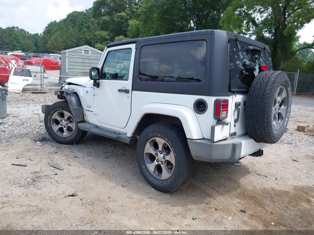 1C4AJWBG8GL111158 Jeep 2016