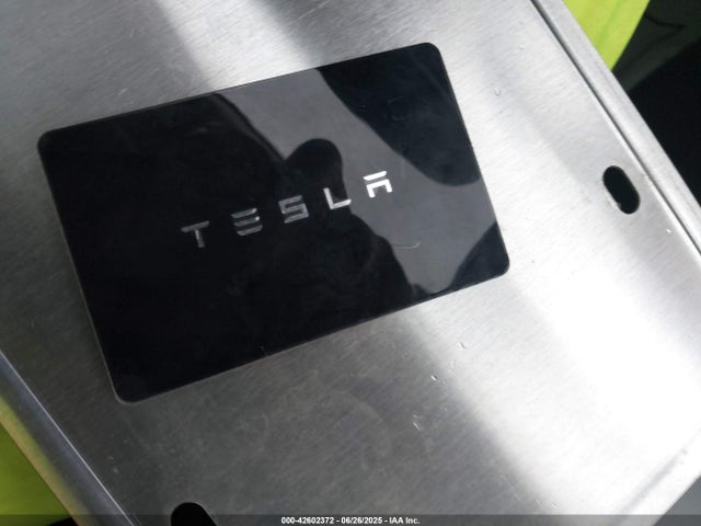 2021 TESLA MODEL 3 5YJ3E1EAXMF052667 Photo 10