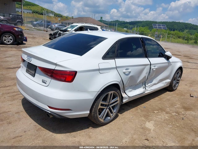 2017 AUDI A3 WAUB8GFF3H1020560 Photo 3
