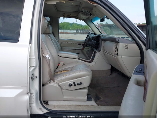 2004 Cadillac Escalade Ext Standard მანქანა იყიდება აუქციონზე, vin: 3GYEK62N94G296255, აუქციონის ნომერი: 42602482