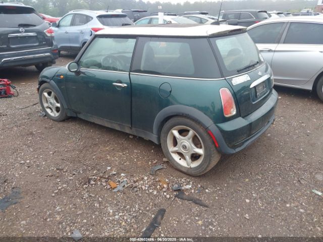2006 MINI COOPER WMWRC33506TK73564 Photo 2