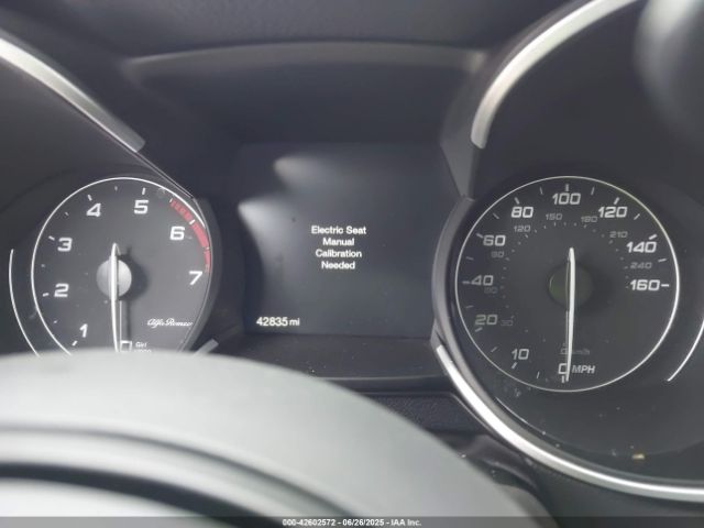 2021 ALFA ROMEO STELVIO ZASPAKBN1M7D16849 Photo 6