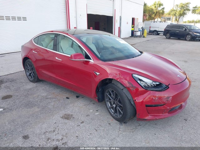 2019 TESLA MODEL 3 5YJ3E1EA7KF486414 Photo 0