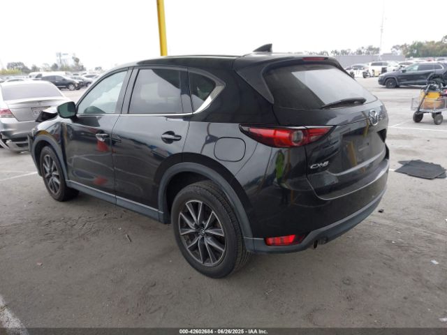 2017 MAZDA CX-5 JM3KFADLXH0113927 Photo 2