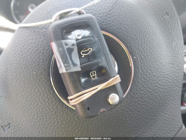 2013 VOLKSWAGEN PASSAT 1VWAP7A3XDC028293 Photo 10
