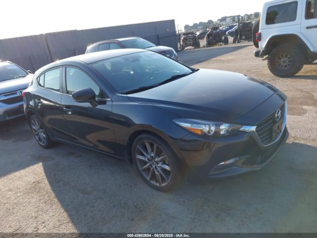 2018 MAZDA MAZDA3 3MZBN1L39JM225650 Photo 0