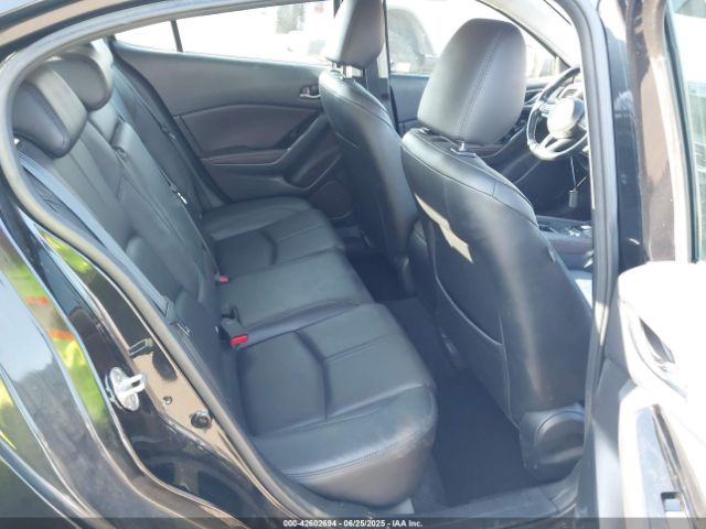 2018 MAZDA MAZDA3 3MZBN1L39JM225650 Photo 7